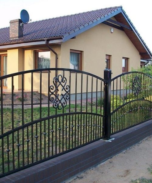 ograjdeniya-kovaniy-min